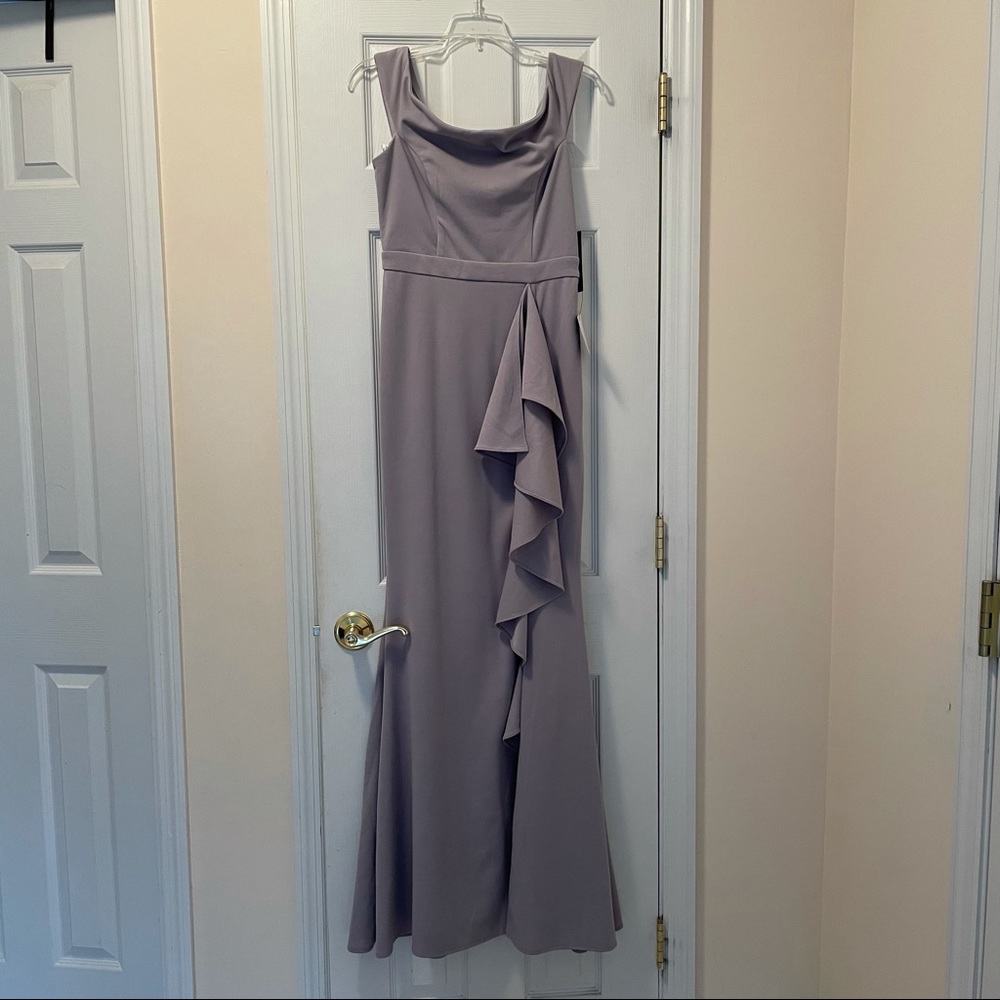 NWT Long dress for wedding or prom. Lulus brand.